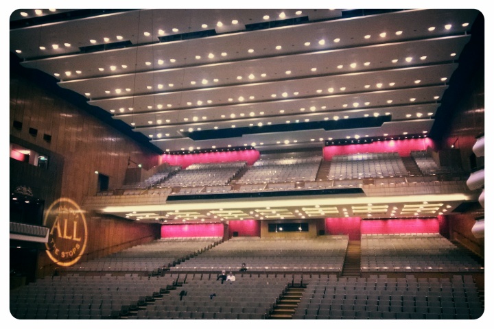 The Pop-Up Choir singing with Shlomo at Pipes Vs Mics at the Royal Festival Hall