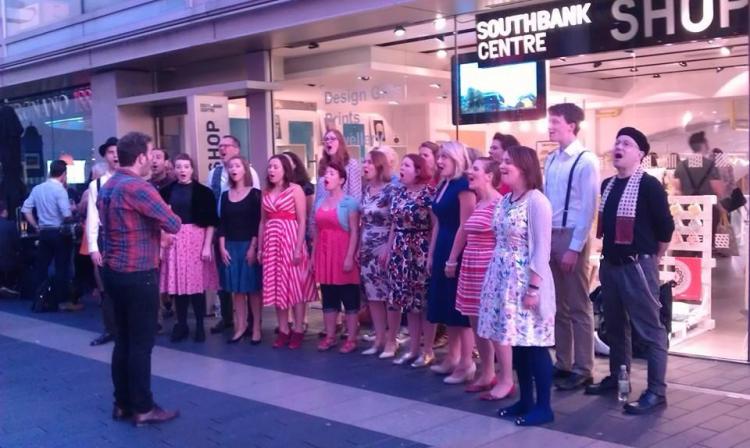 The Pop-Up Choir singing at Mini Moderns Remix 2